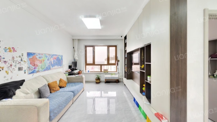 骏赫城书苑派二手房实景图