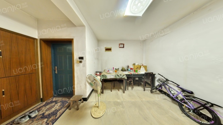 梁湖家园西区二手房实景图