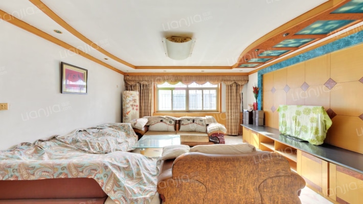 新兴公寓二手房实景图