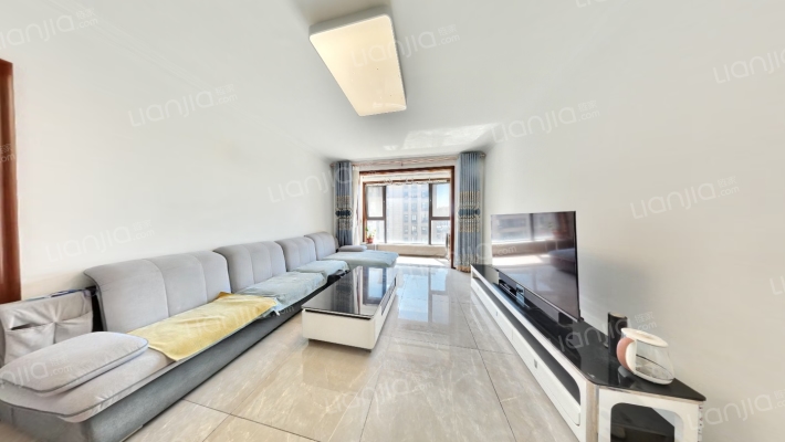 鑫江桂花园3期二手房实景图