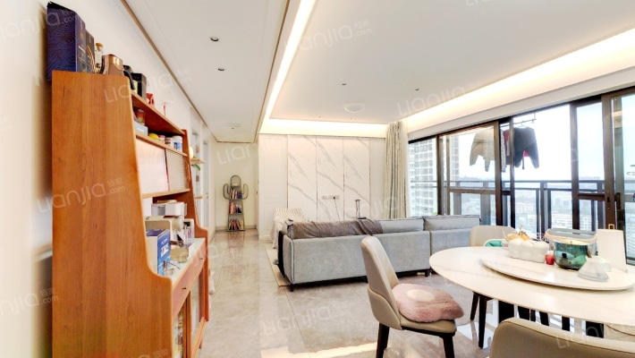 万科皇马郦宫二手房实景图