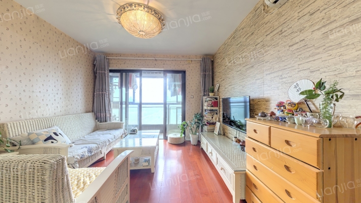 武汉天地二期A6二手房实景图