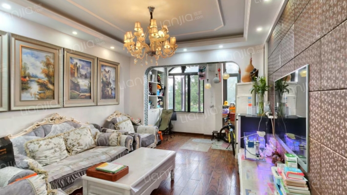 阿卡迪亚五区二手房实景图