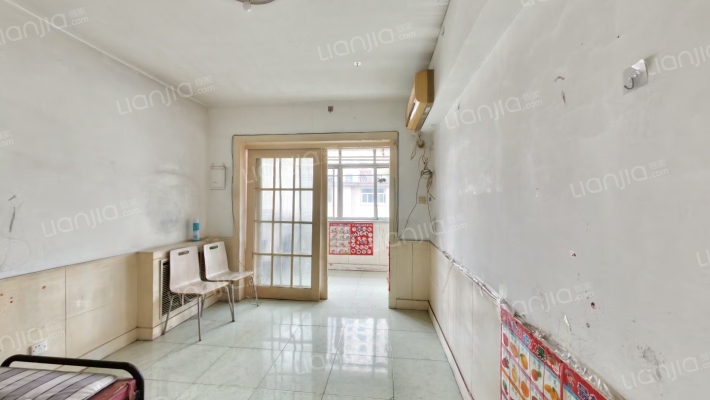 济南市中心医院宿舍二手房实景图