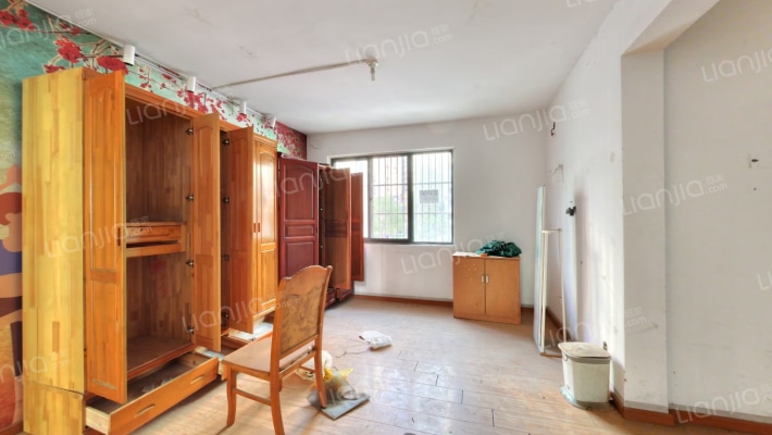 金葡萄家园B区(太原路)二手房实景图