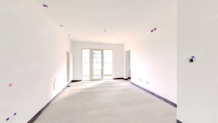 融创美盛芳园二手房实景图