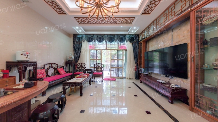 宝城翡翠园二手房实景图