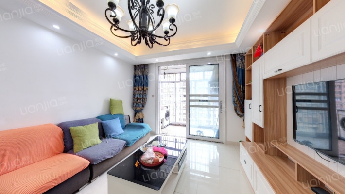 蔚蓝香廷二手房实景图