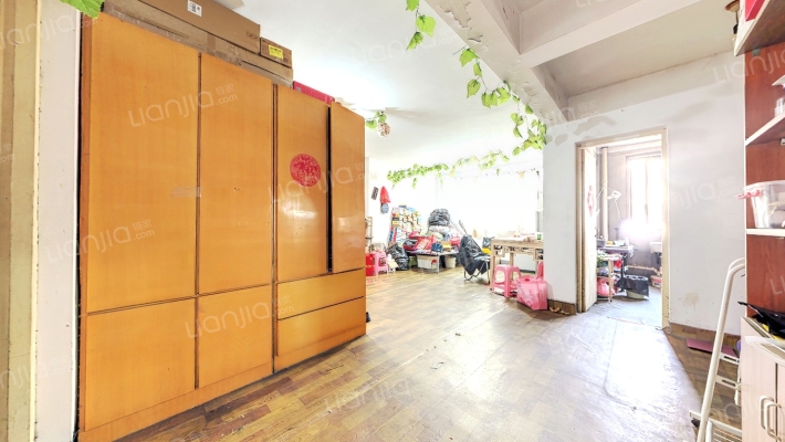 南星公寓二手房实景图