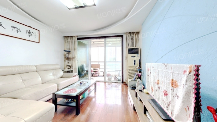 恒辉翡翠花园二手房实景图