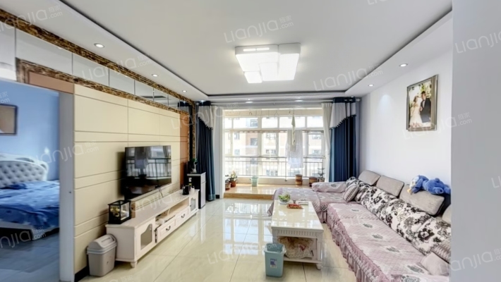 崇秀家园小区二手房实景图