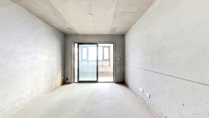 桃颐雅居二手房实景图