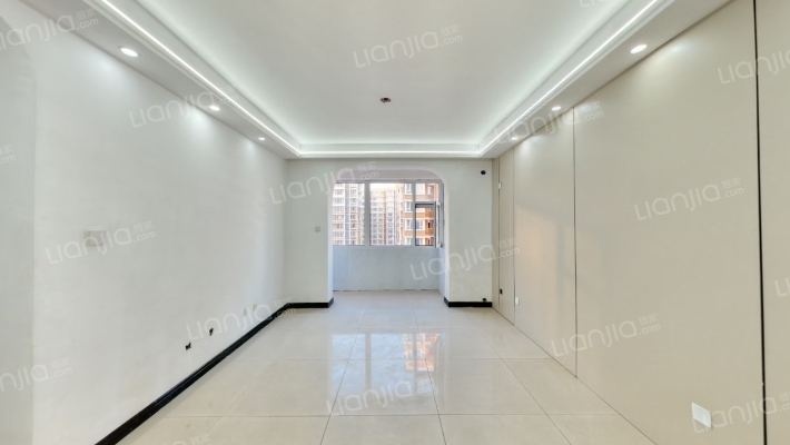 天润家园二手房实景图