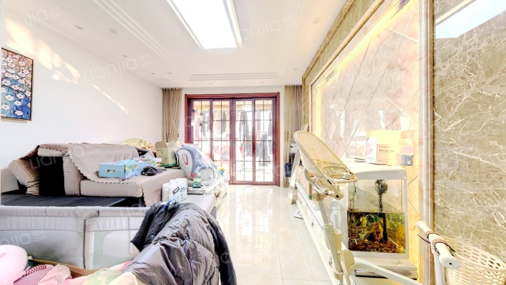 新阳家园二手房实景图