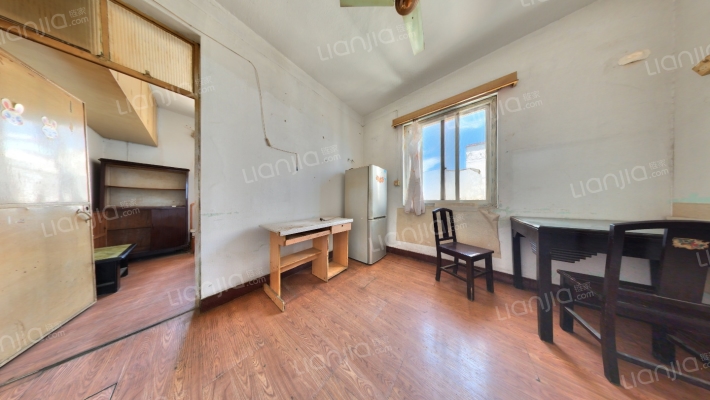 铁路三村二手房实景图