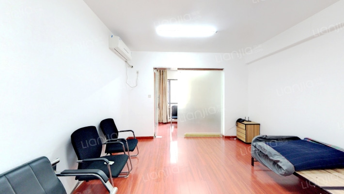 德思勤城市广场二手房实景图