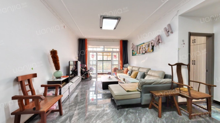 新城花苑南区二手房实景图