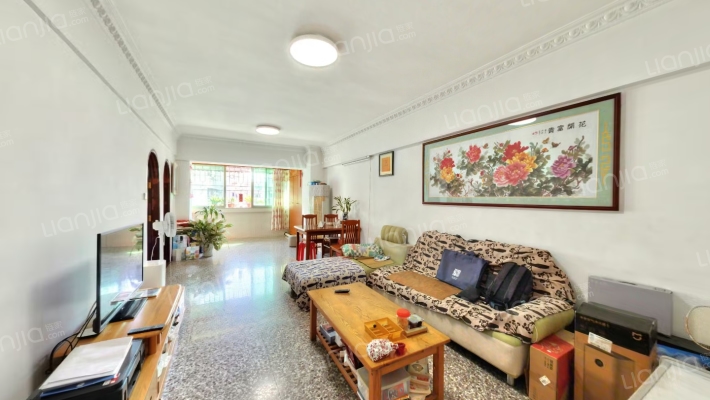 鸿新苑二手房实景图