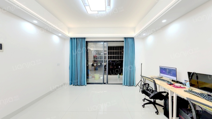 巴黎香醍二手房实景图