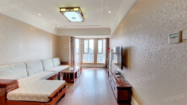 贝肯山斯茹园二手房实景图