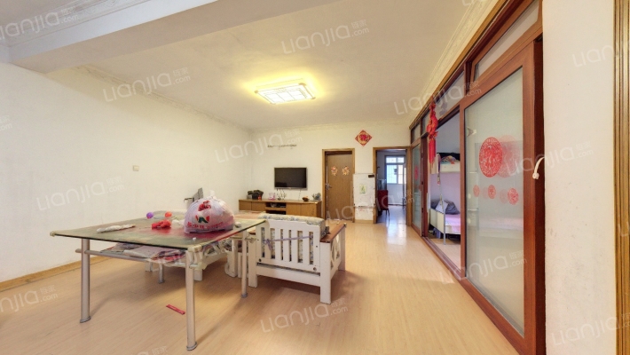 警苑小区二手房实景图