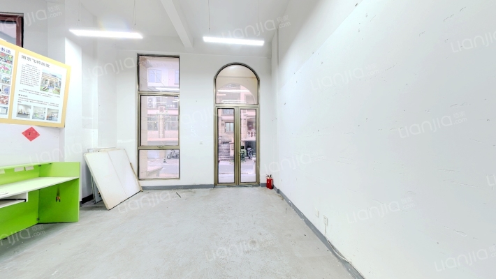 银河湾卓苑二手房实景图