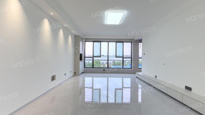 青州恒信·玫瑰公馆二手房实景图