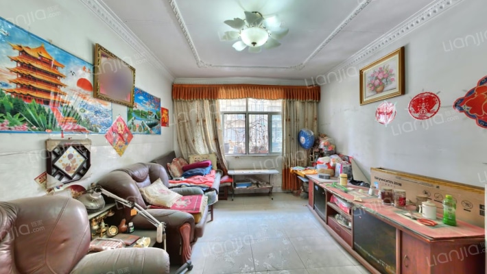 中铁修配小区二手房实景图