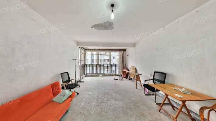 水华家园二手房实景图