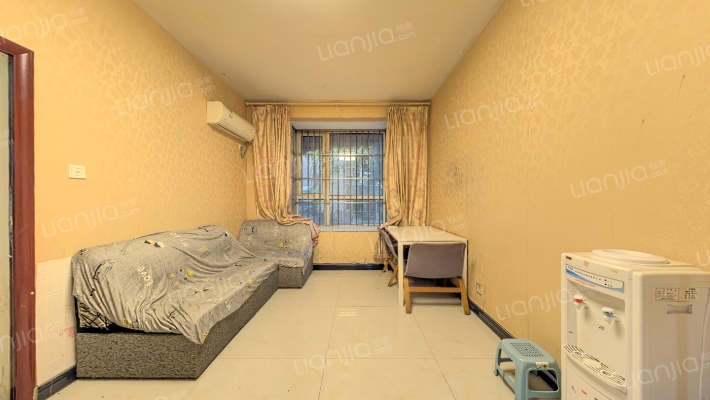 荆竹小区6号院二手房实景图