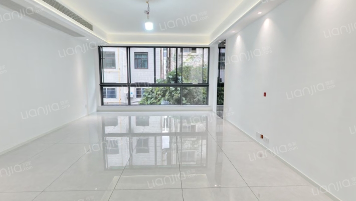 百合公寓二手房实景图