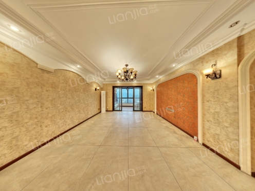 整租·绿地翠谷四期勃朗廷 5室2厅 跃层 东/东南