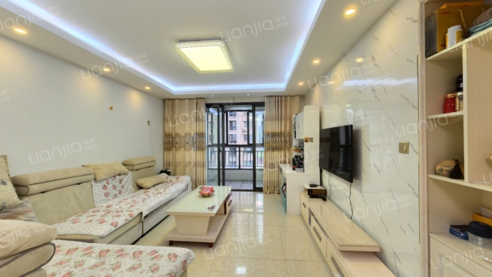 雅鹿臻园二手房实景图