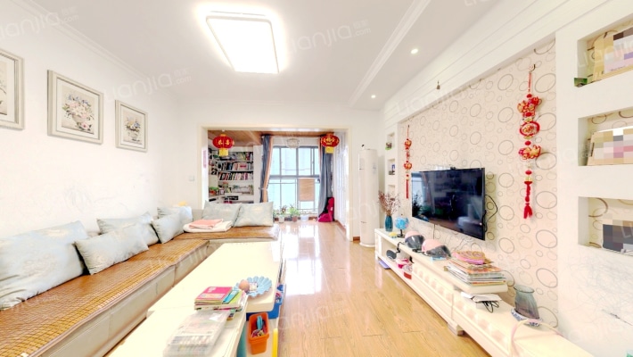 唐安世家二手房实景图