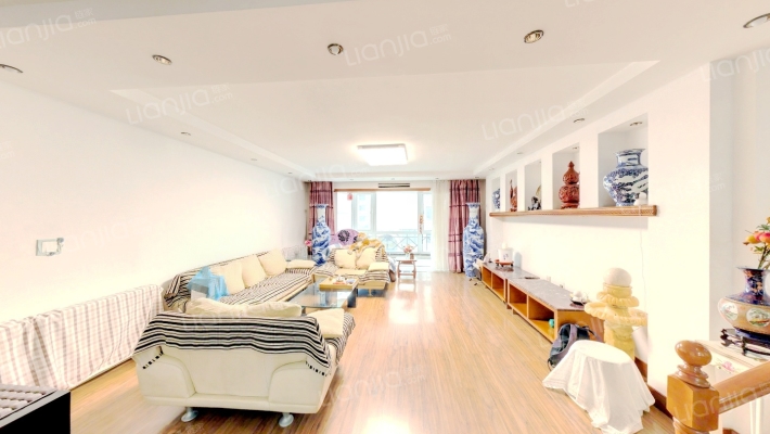 中辽国际花园二手房实景图