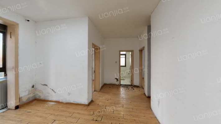 太湖国际二街区星辉塞纳二手房实景图