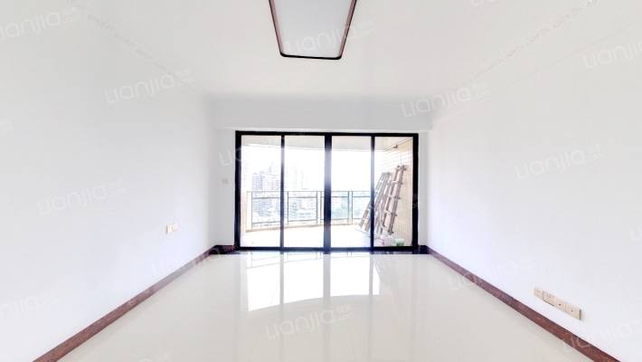 恒福湖景湾二手房实景图