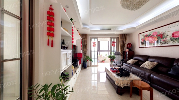 保利罗兰香谷二手房实景图