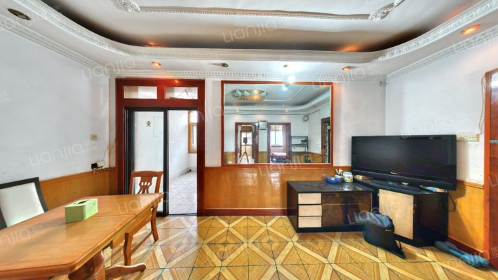 电影公司宿舍二手房实景图