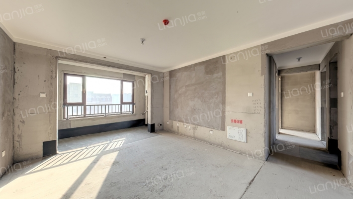 春华秋实菊园二手房实景图