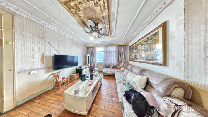 恒达东院二手房实景图