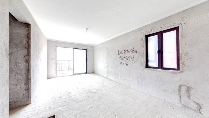 碧桂园天樾二手房实景图