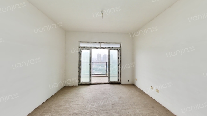 巴比亚半山二手房实景图