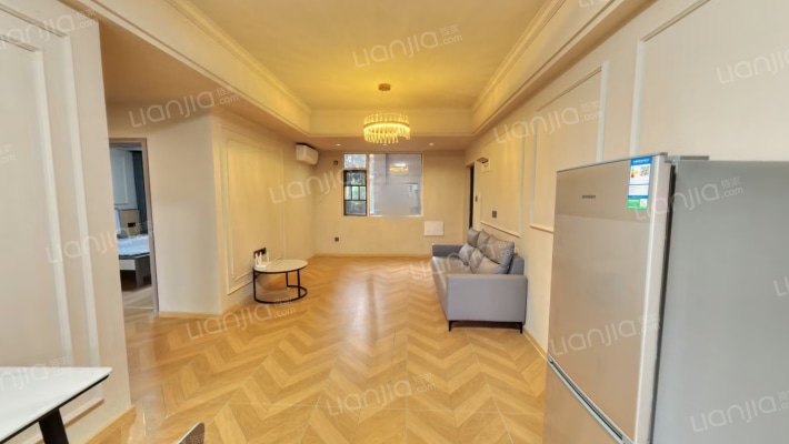 麓山枫情二手房实景图