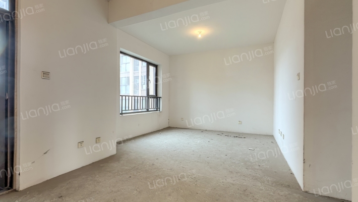 唐安银座二手房实景图