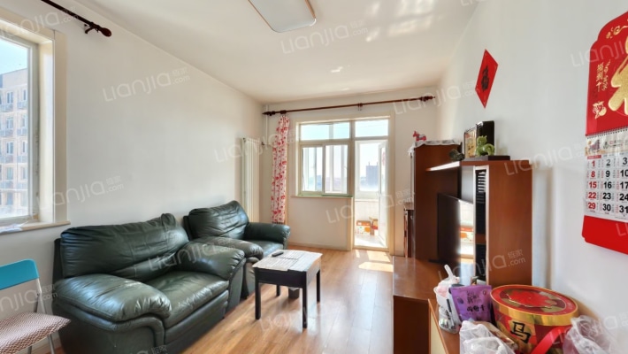 新外大街甲25号院二手房实景图