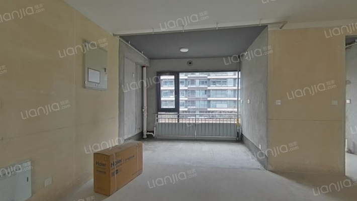 巢塘雅苑二手房实景图