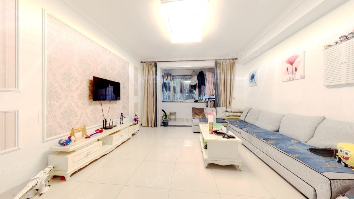 格兰公寓二手房实景图