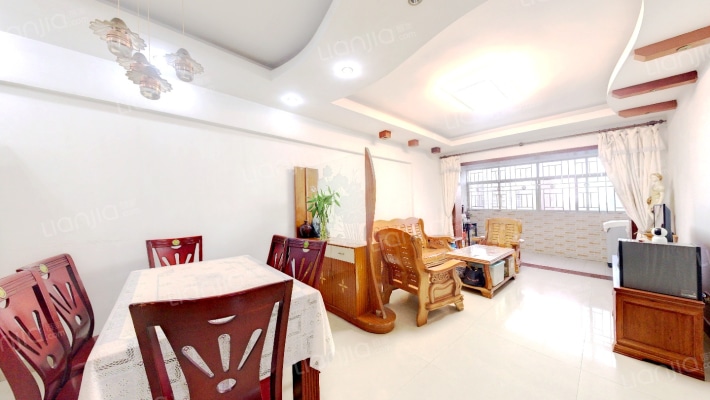 江景新苑二手房实景图