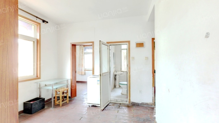 省旅游公司宿舍二手房实景图